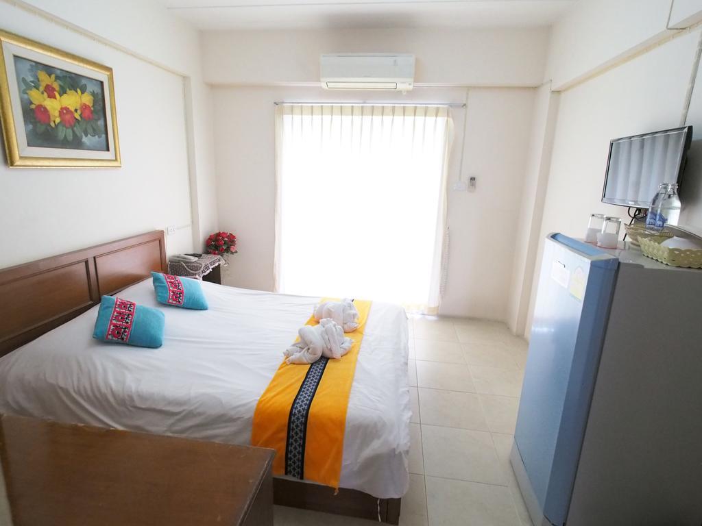 Thanapa Place Bangkok Zimmer foto
